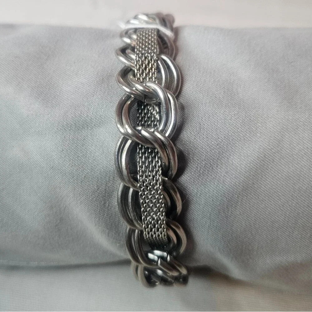 Vintage Unsigned Hobe Mesh Link Bracelet 6.5